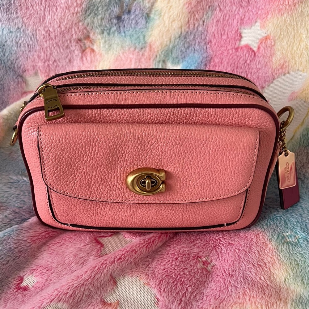 Coach Spring Pink Powder Camera Bag Pouch Swing  Zip Crossbody Burgundy purse